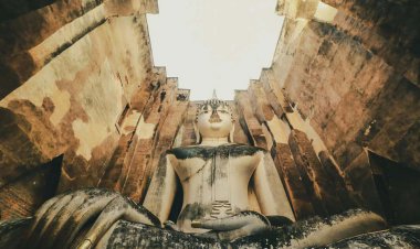 พระพุทธอจนะ พระสุรเสียรแห่งขวัญและกำลังใจ อาณาจักรกรุงสุโขทัย