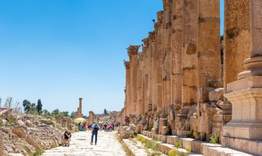 เมืองพันเสา หรือปอมเปอีแห่งตะวันออก ณ นครเจอราช