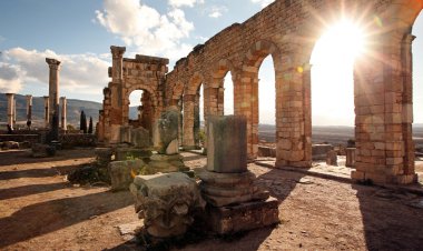 เมืองโบราณโรมันโวลูบิลิส โมรอคโค ชมร่องรอยอารยธรรมโบราณแห่งจักรวรรดิโรมัน