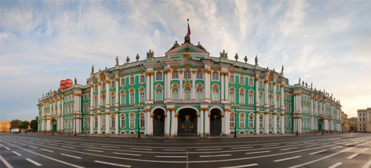 ชมความหรูหราอลังการของพระราชวังฤดูหนาวและพิพิธภัณฑ์เฮอร์มิเทจ